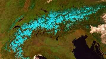Luz Visible, imagen infrarrojo, nieve, vegetación y relieve de los alpes suizos