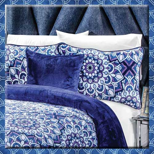color índigo en ropa de cama, sábanas, cubrecamas, almohadas